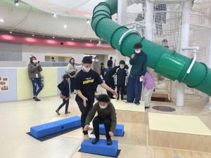 プレシジョンにチャレンジする子ども
