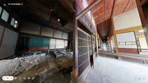 主屋作業と場廊下