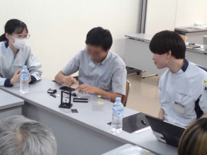 ソーラー電池で動くブランコづくりワークショップ