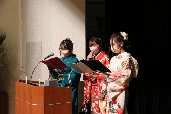 ４成人式６
