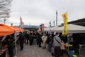 100年フード販売